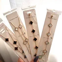 دستبند رنگ ثابت ونکلیف مشابه طلا