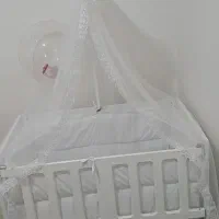 تخت و گهواره و روروئک