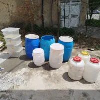 تعدادی از دبه