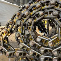 زنجیر بلدوزر 155|قطعات یدکی و لوازم جانبی|تهران, امام زاده عبدالله|دیوار