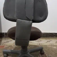 صندلی چرخدار اداری