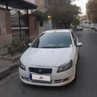 رانا مدل ۱۳۹۳ چند لکه رنگ شاستی پلمپ سقف بیرنگ|خودرو سواری و وانت|کرج, گوهردشت|دیوار