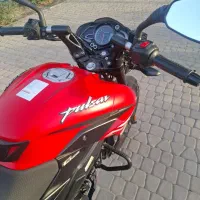 NS200 ABS ، سه شمع