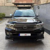 تویوتا لندکروز مدل 2011