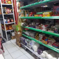 فروشنده سوپر مارکت