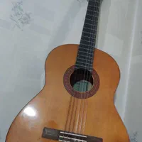 فروش گیتار Yamaha C40 قدیمی ولی تمیز و کوک|گیتار، بیس، امپلیفایر|تهران, ائمه اطهار|دیوار