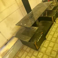 میز تلویزیون شیشه ای مشکی بسیار بادوام۵۵۵تومن
