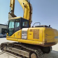 بیل مکانیکی کوماتسو ۲۰۰