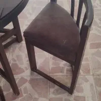 میز ناهار خوری 4نفره کم جا با شیشه برنز گردروی میز