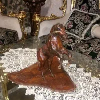 مجسمه تمام چرم طبیعی آنتیک شاهکار سوئیسی|مجسمه، تندیس، ماکت|تهران, سید خندان (جلفا)|دیوار
