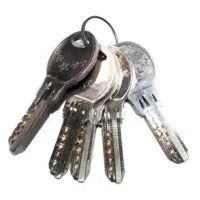 دسته کلید با دو عدد فلش گمشده خ شریعتی چ خیام