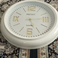 ساعت دیواری
