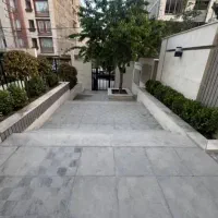 ۱۳۵ متر خوش نقشه نوساز لاله ها کلید نخورده