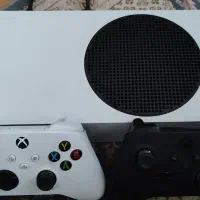 Xbox series S دو دسته