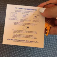 کیف|کیف، کفش، کمربند|بندر انزلی, معلم|دیوار