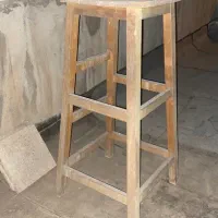 چهارپایه چوبی