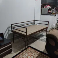 تخت سنتی به ابعاد ۱۳۰×۷۵