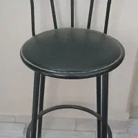 صندلی اپن چرمی مشکی در حد نو