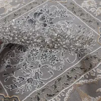 یکسری تاج و تل