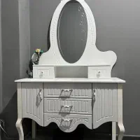 آینه و میز آرایش