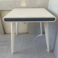 میز غذا خوری 4نفره. چوبی .70در80ابعاد صفحه