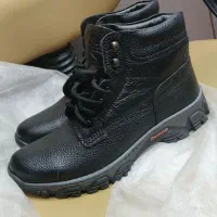 نیم بوت چرم شاهین