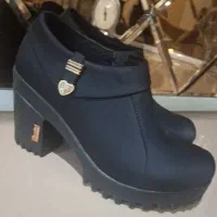 کفش راحت و بیرونی