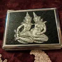 جا سیگاری قدیمی با فندک داخل جعبه
