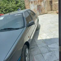 ماشین بی رنگ