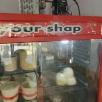 یخچال ،ترازو ، میز و صندلی