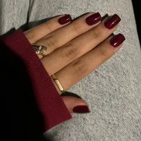 کاشت ناخن با بهترین متریال
