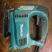 عمود بر ماکیتا