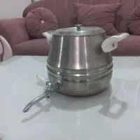 کتری و سایر لوازم اشپزخانه