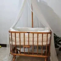 گهواره چوبی