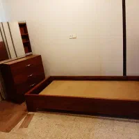 تخت و میز آرایش