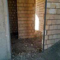 سیمانکاری دیوارچنی کاشی سرامیک ایزوبام شیب بندی|خدمات پیشه و مهارت|سنقر, |دیوار