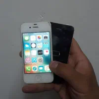 دو تا iphone 4s خوشگل