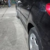 پژو 207i پانا مشکی 1400، فابریک و کم‌کار