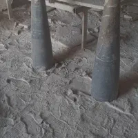 کنسول سنگی مشکی طلایی