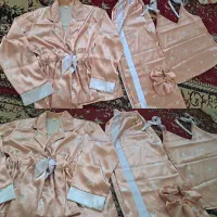 لباس خواب|لباس|اصفهان, قائمیه|دیوار