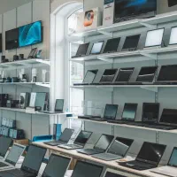 ۲۰۰مدل لپتاپ وارداتیHP/DELL/LENOVO اقساط بدون پیش