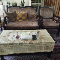 مبل ۸ نفره با میز وسط دو تا عسلی