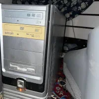 کامیپوتر خانگی ۲ گیگ گرافیک ۱۵۰ هارد ۲ گیگ رم