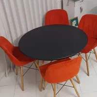 میز و صندلی