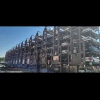 اپراتور و پارکبان پارکینگ مکانیزه عبدل آباد