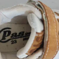 کفش بچگانه چسبی|کفش و لباس بچه|رزن, |دیوار