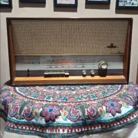 رادیو چوبی خیلی قدیمی 80 ساله ساخت فرانسه
