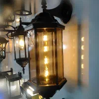 چراغ دیواری حیاطی مدرن فلزی