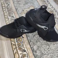 کفش تن تاک