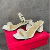 تولید صندل مجلسی رنگبندی ب دلخواه مشتری|کیف، کفش، کمربند|بوکان, |دیوار